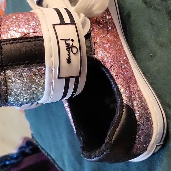 Girl's sparkly glitter sneakers - Picture 3 of 6